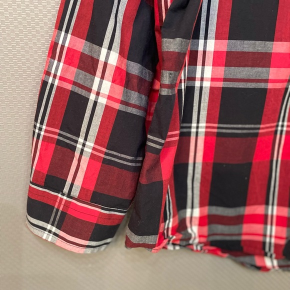 US Polo Assn Shirt XL Mens Long Sleeve Button Down Plaid Stretch Red Black - Picture 3 of 12